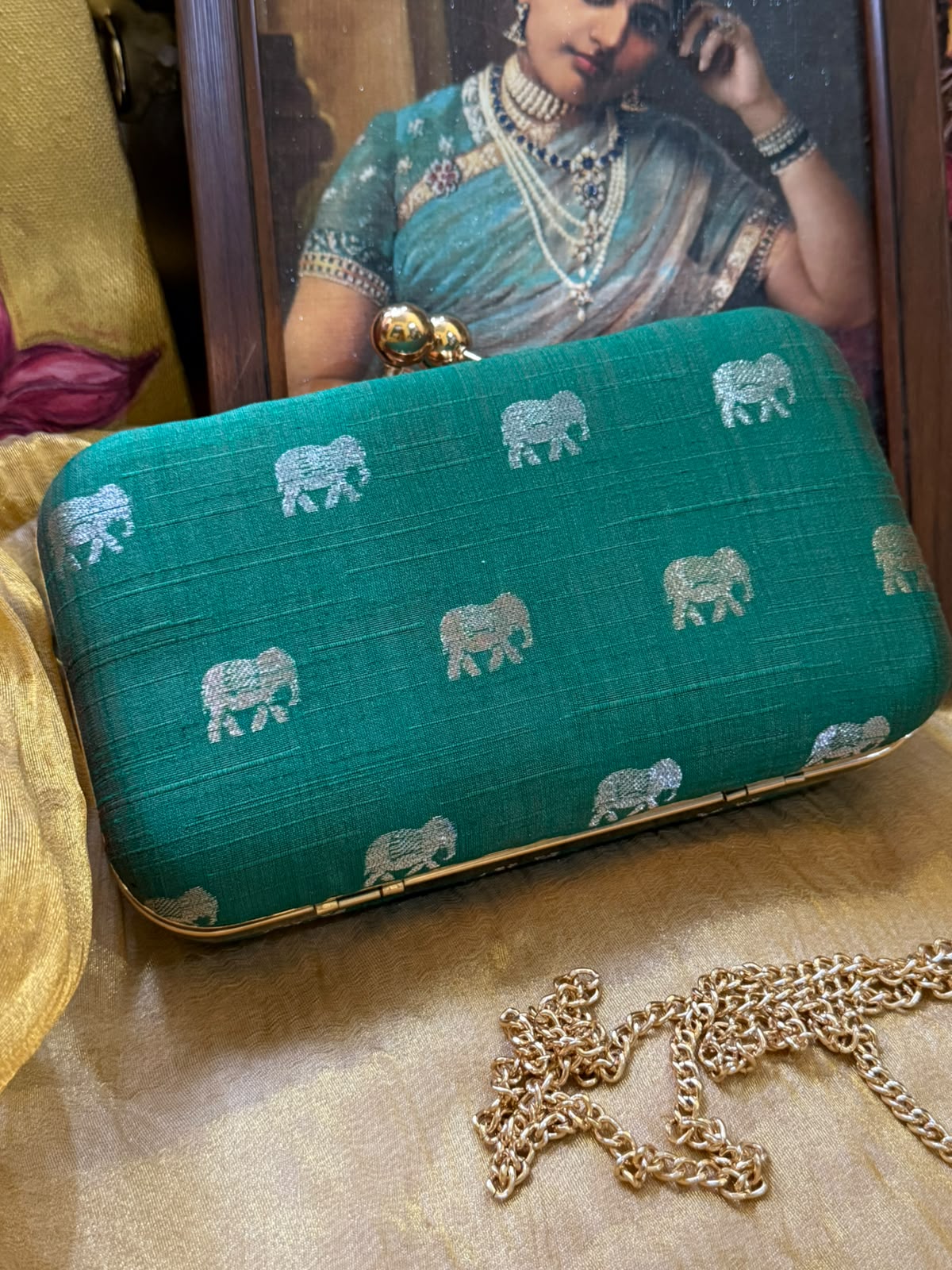 Green elephant🐘
