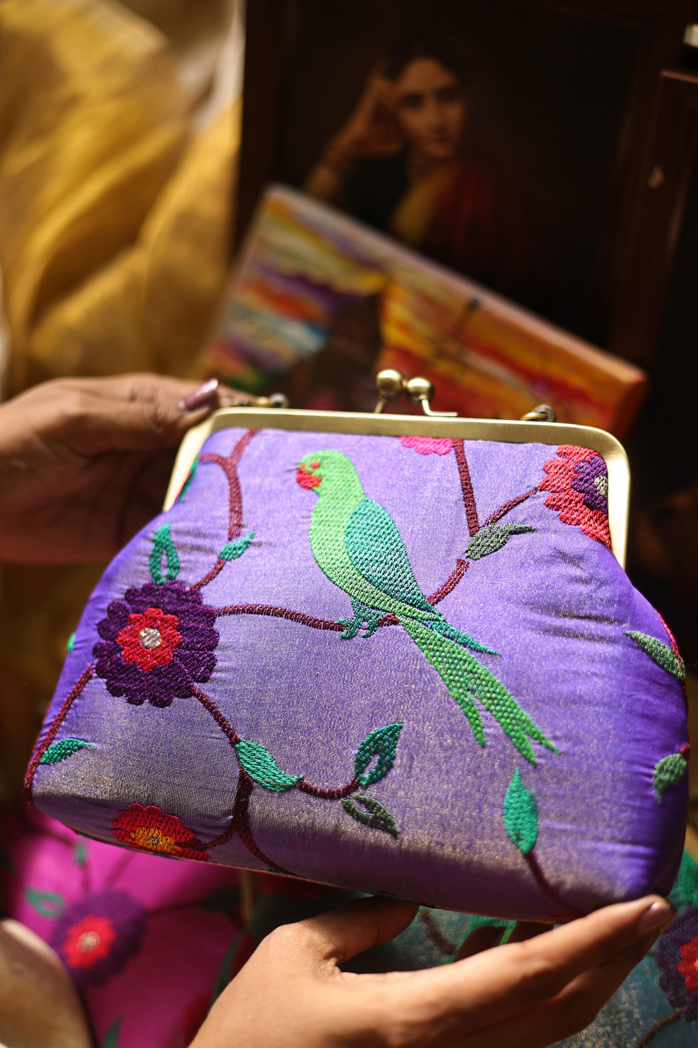 Pachaikilli Muthucharam Lavender