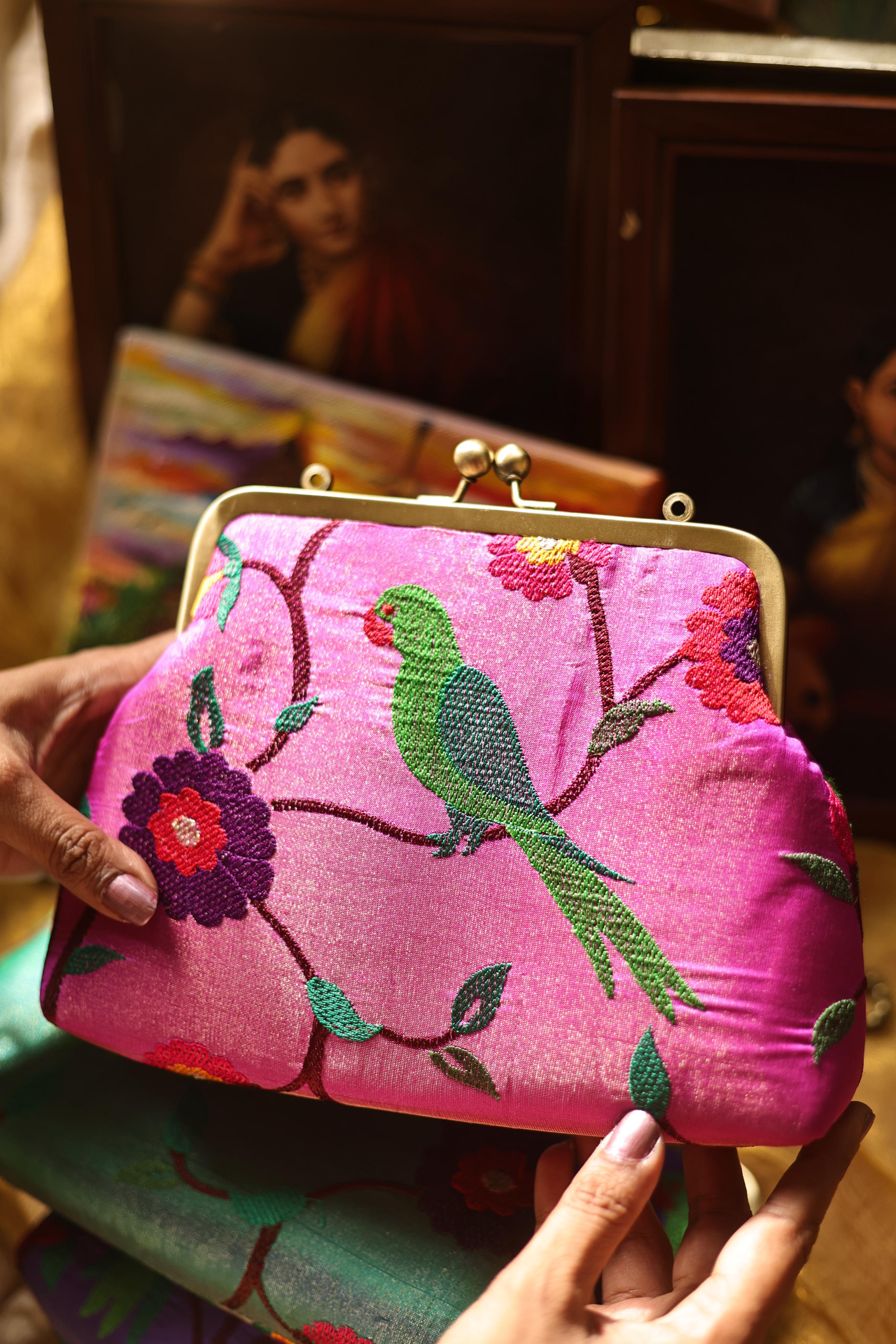 Pachaikilli Muthucharam pink