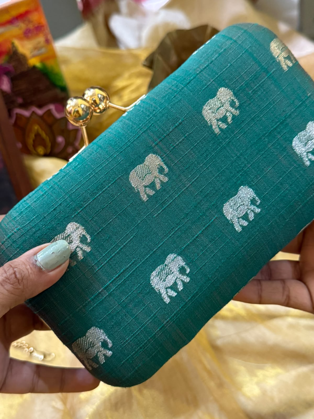Green elephant🐘