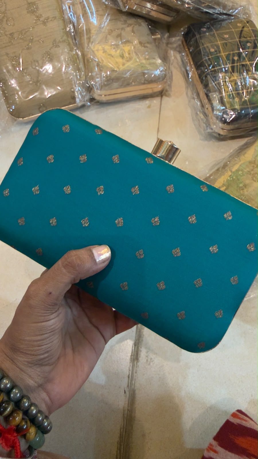 Pine green small buttah