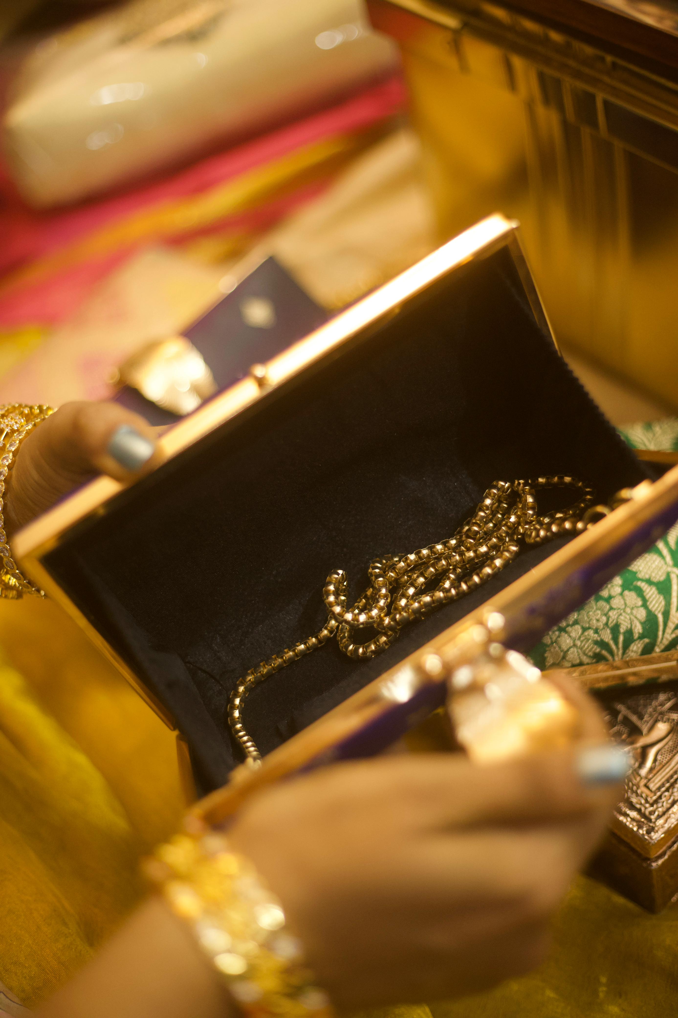 Bottle Green feather🪶