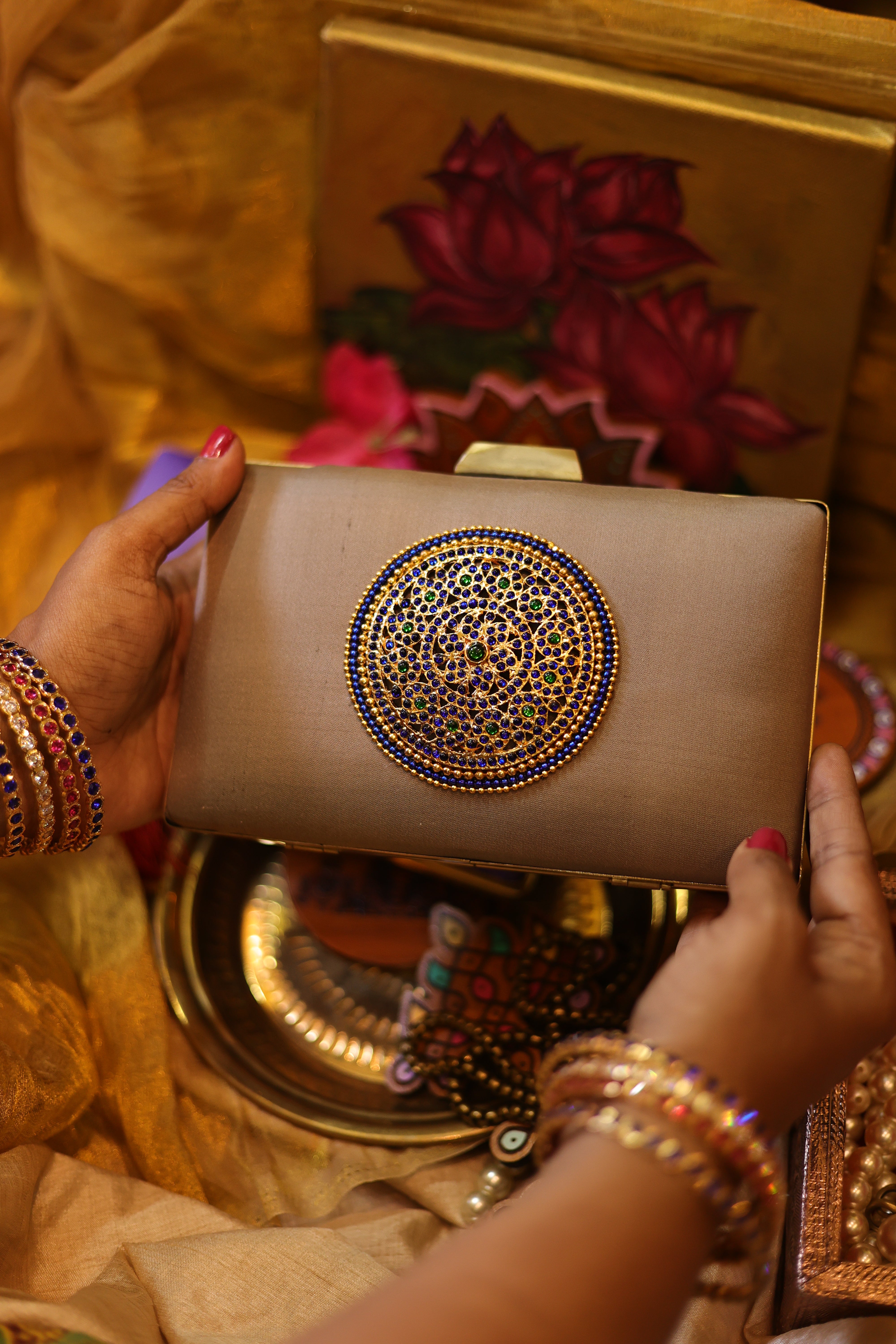 Champagne fawn rakudi