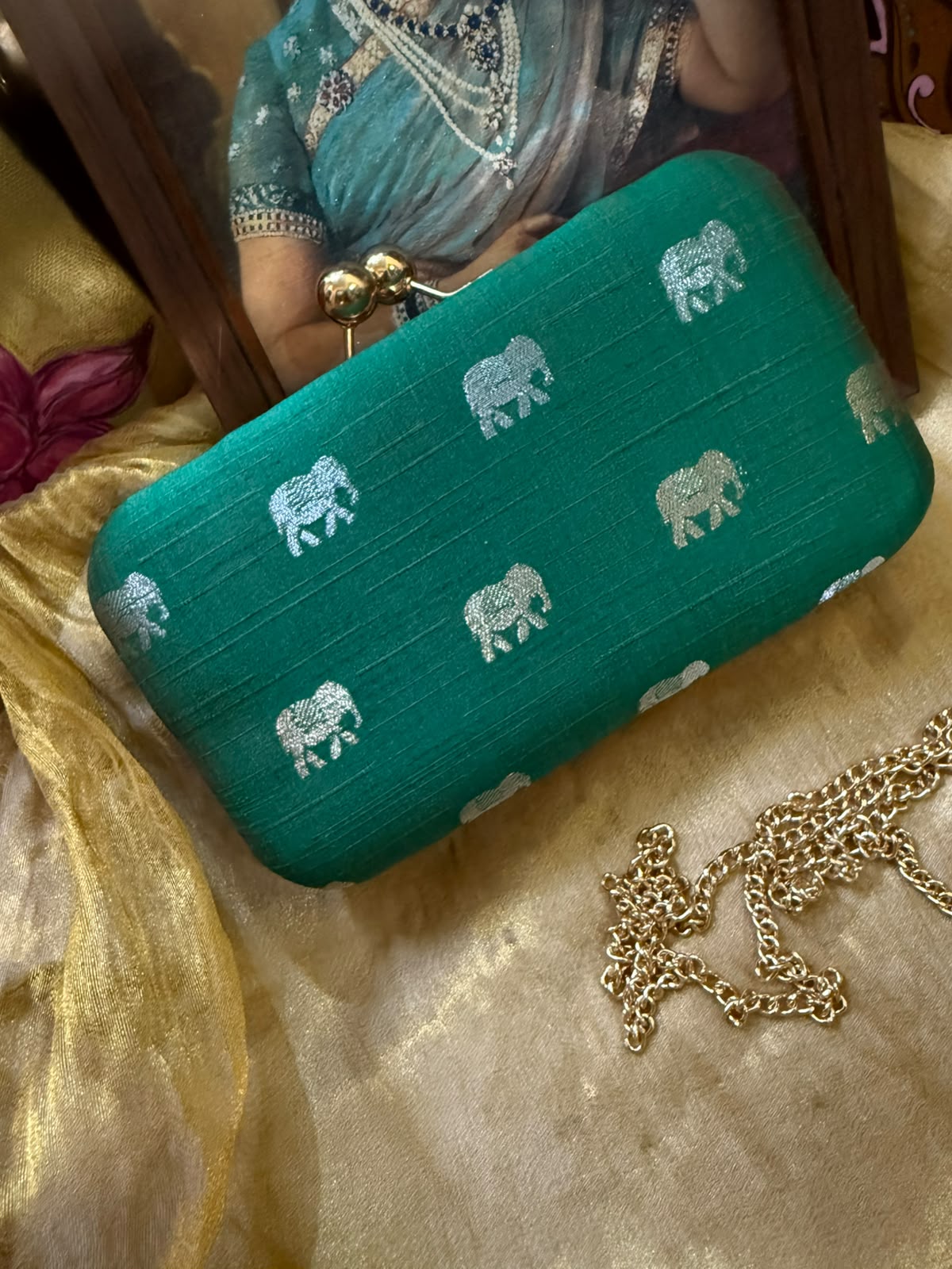 Green elephant🐘