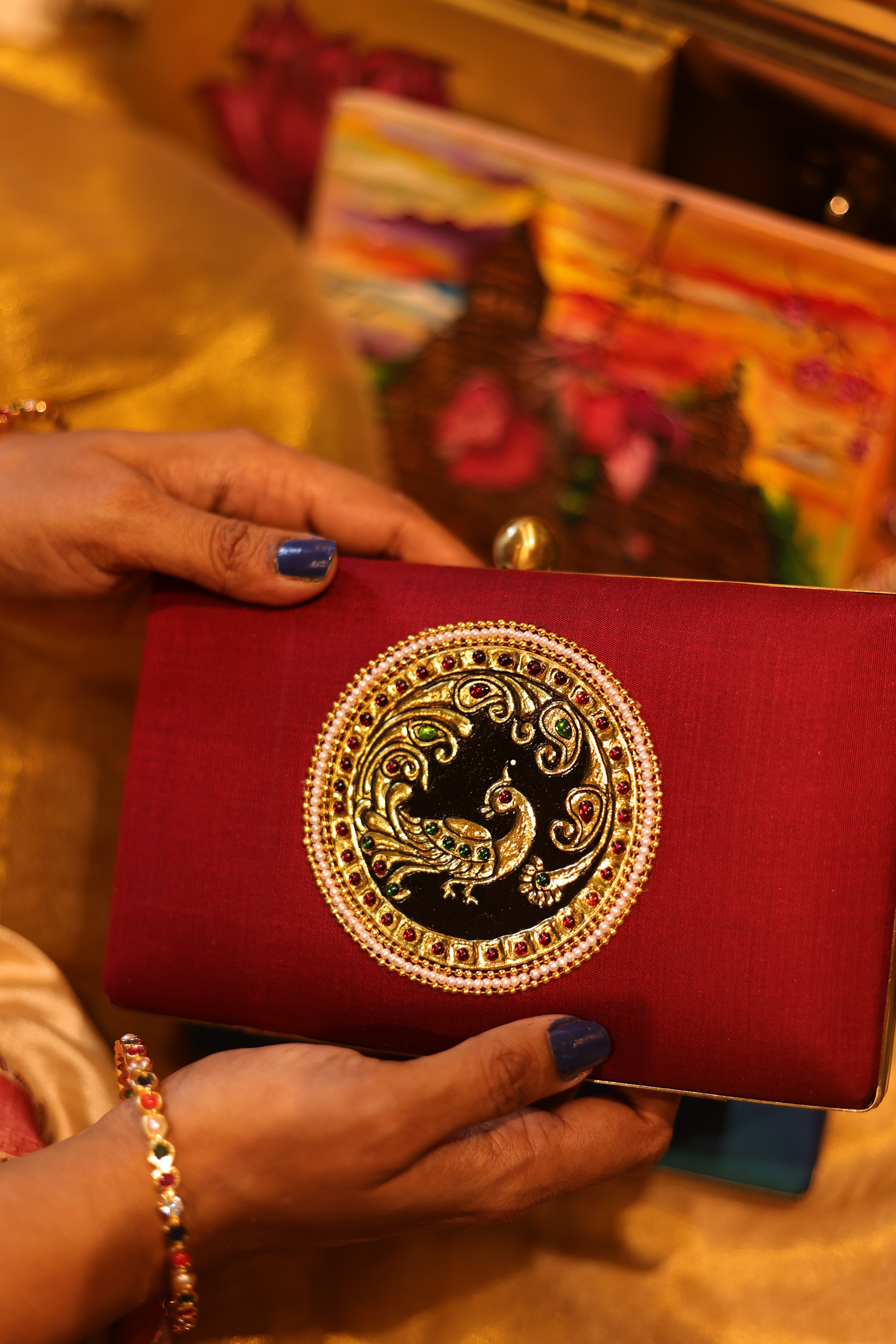 CrimsonRed Single mayil
