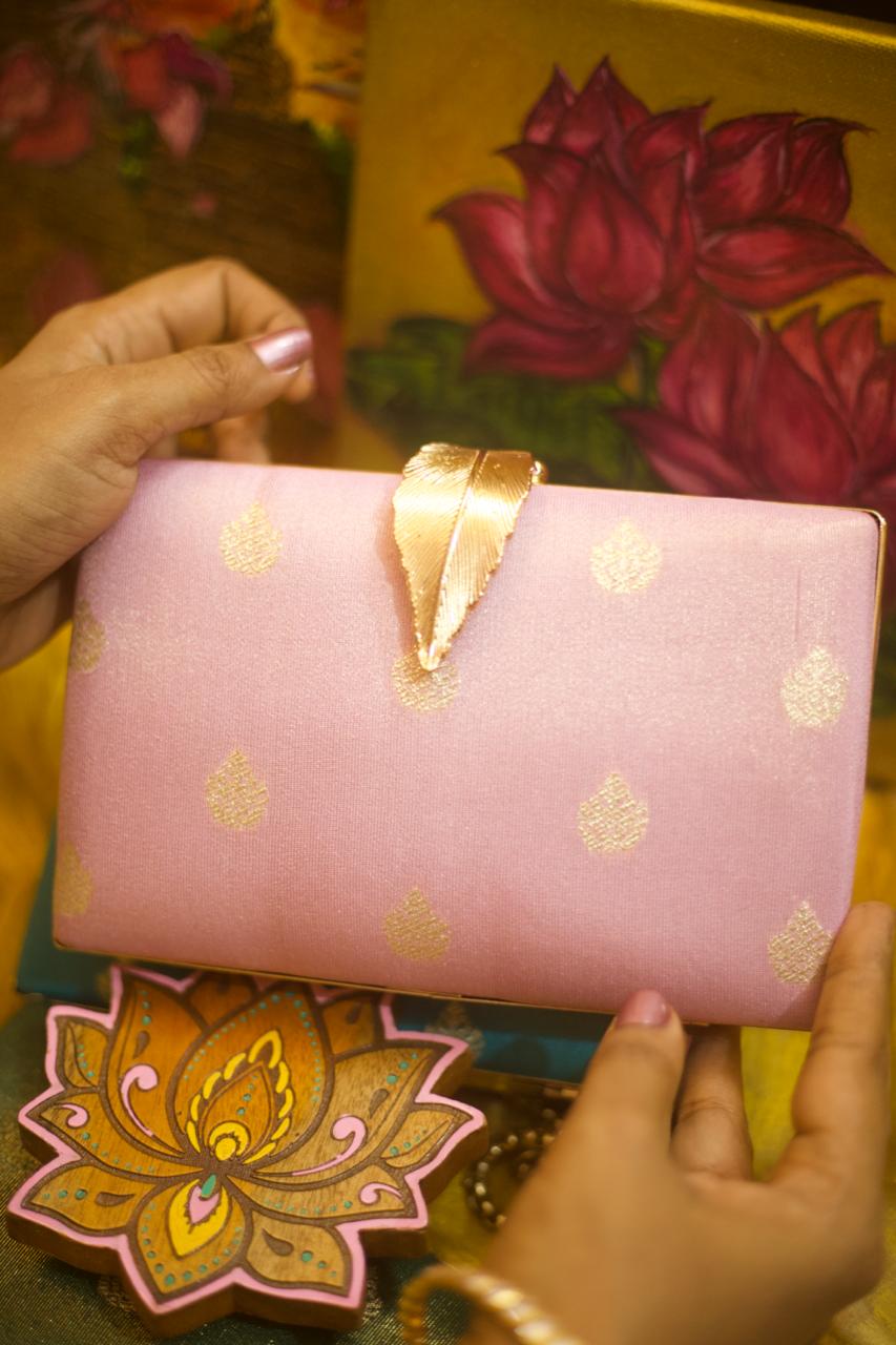 Rose milk