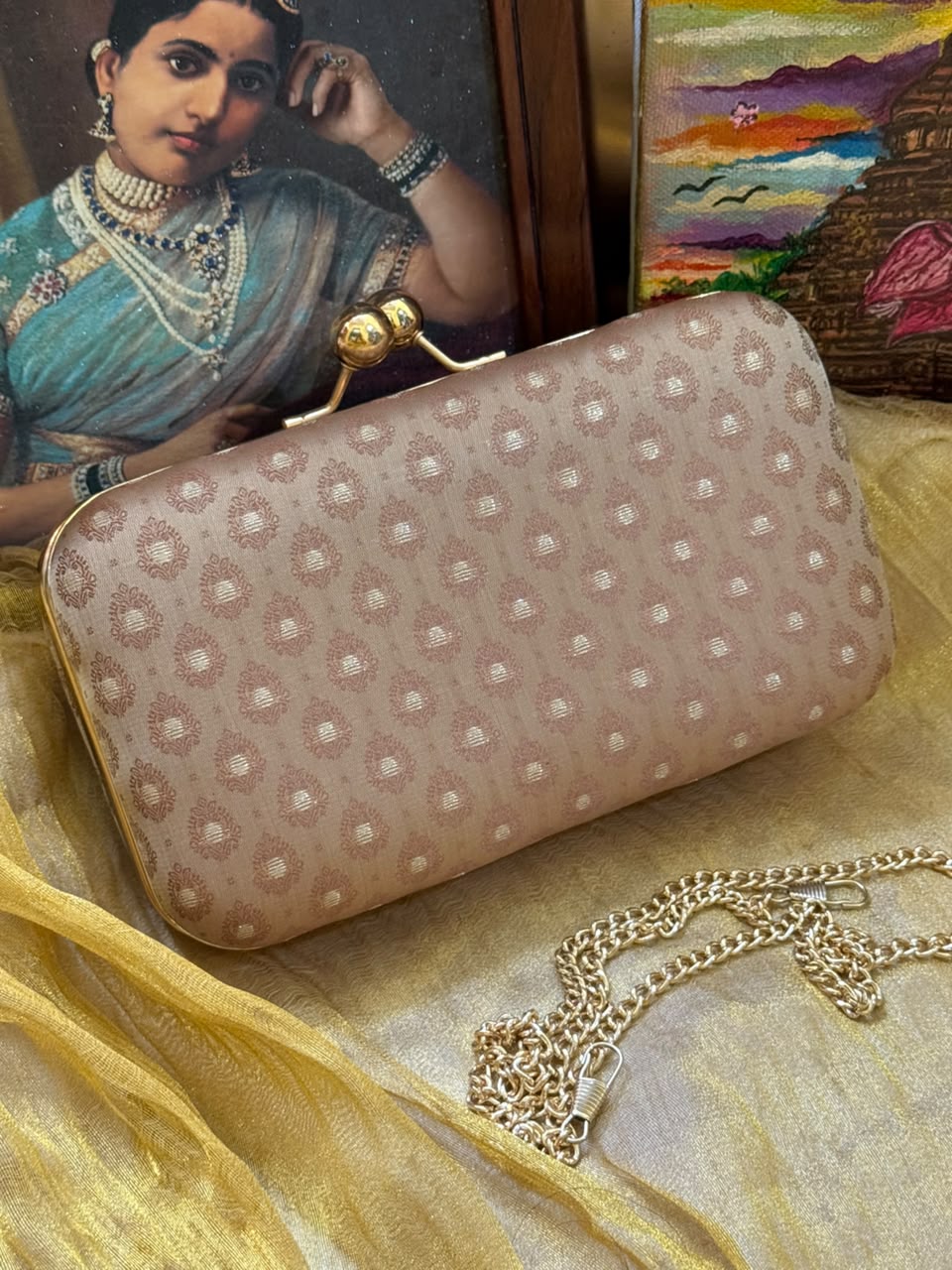 Beige Thilak