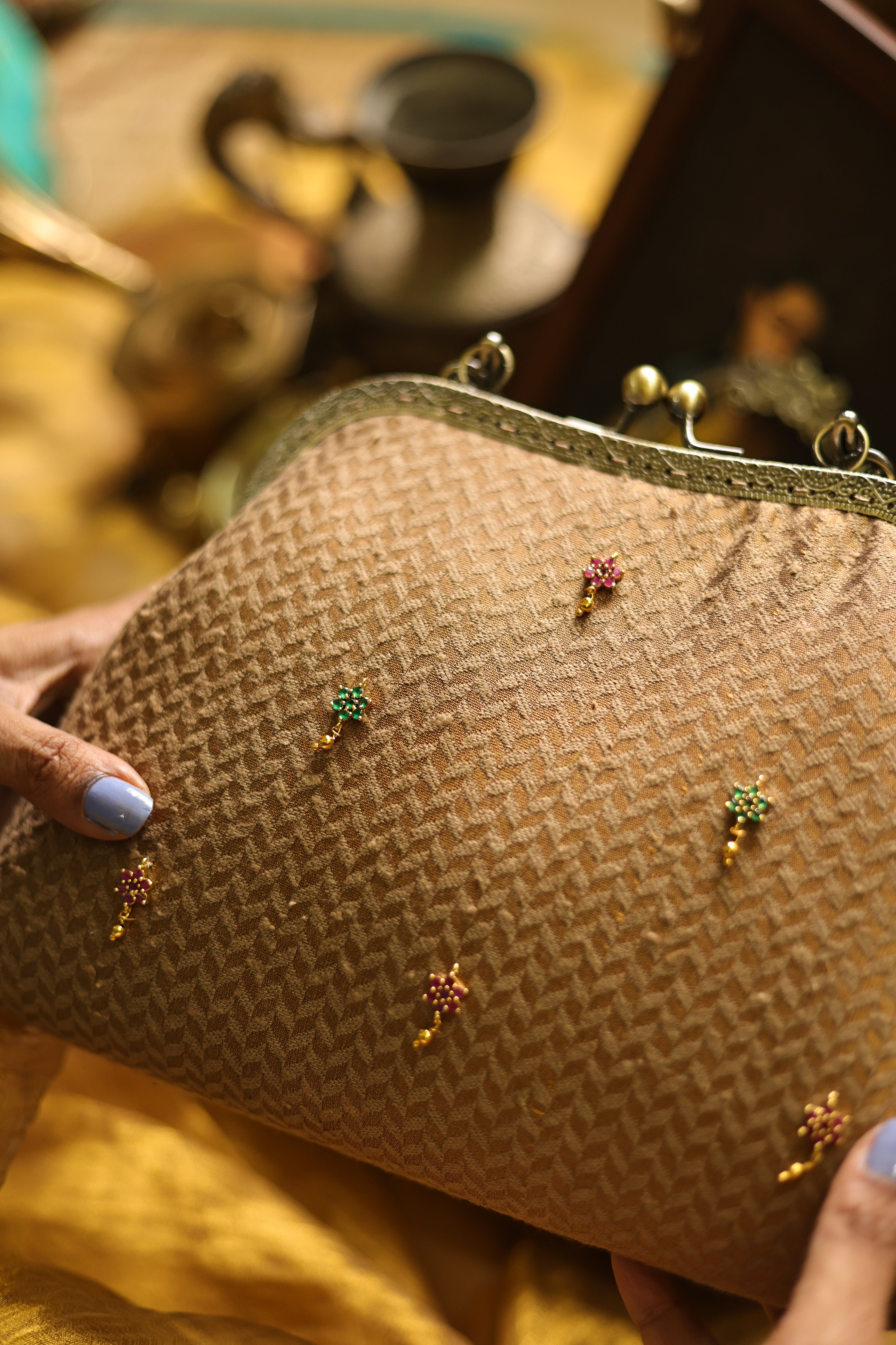 Golden jute Blings✨