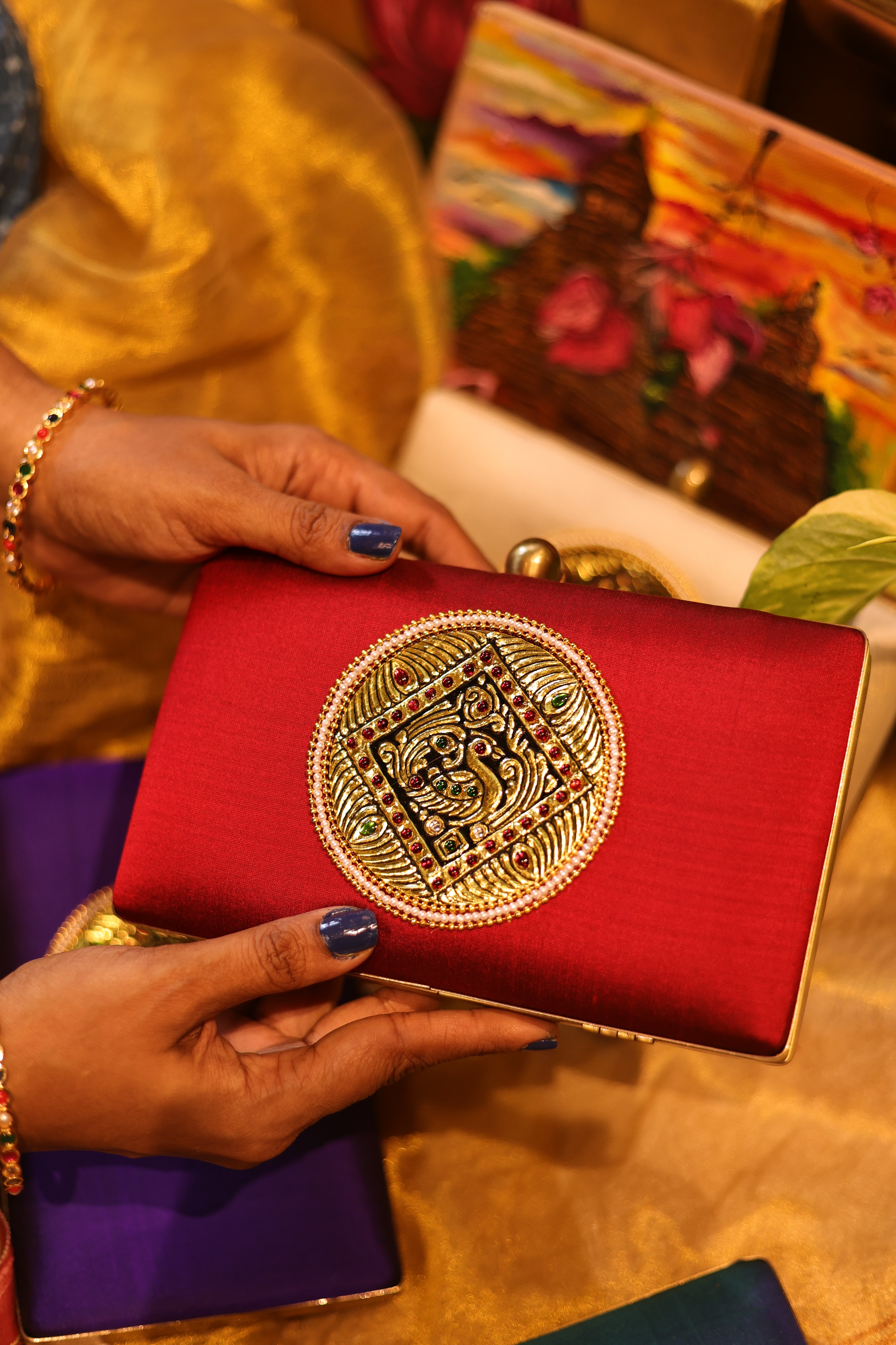 Flame scarlet Red annam chakram