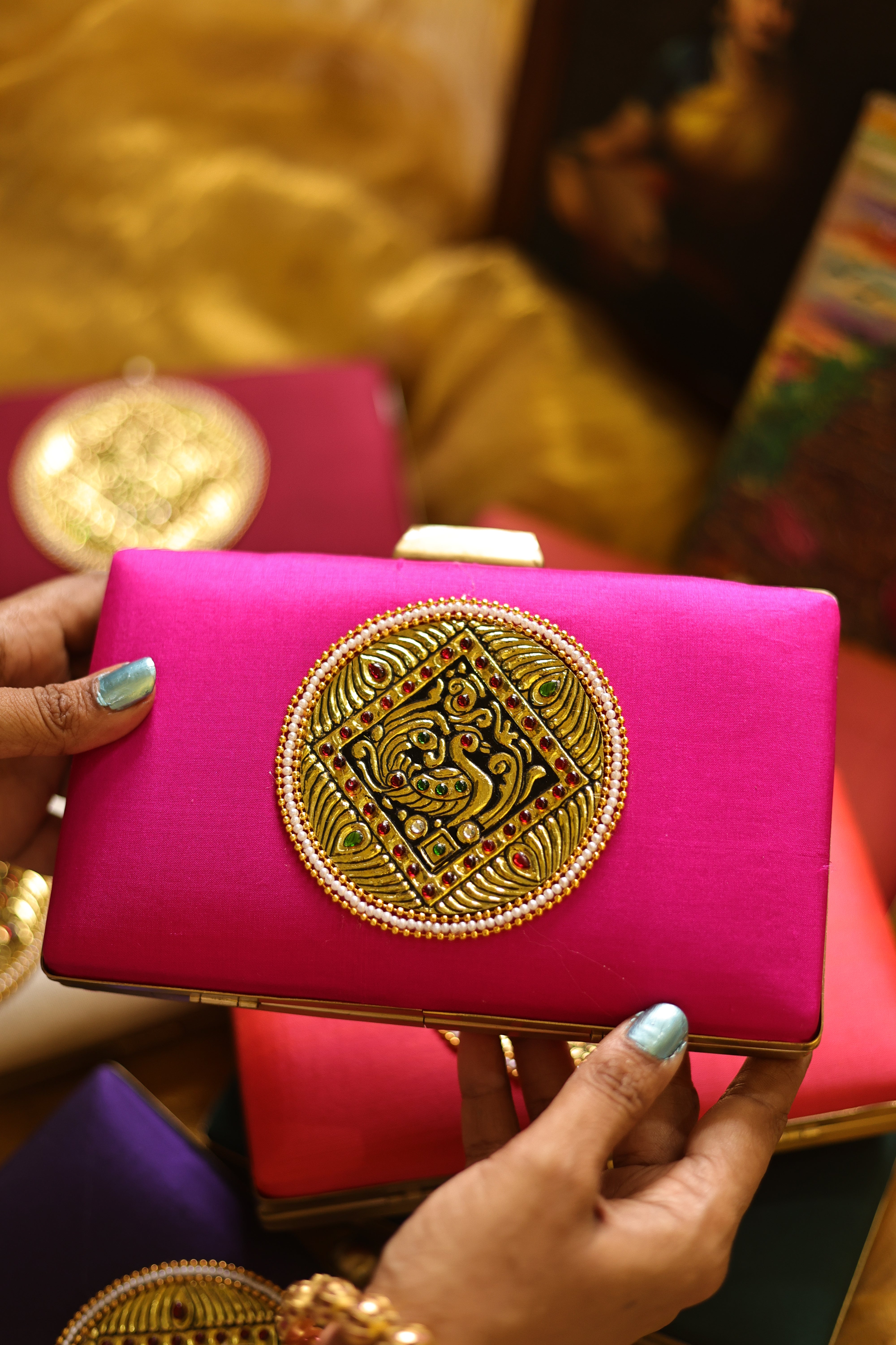 Hot pink 💕annam chakram