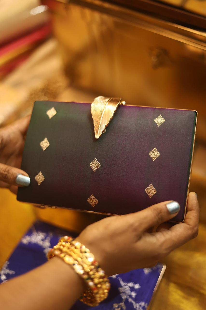 Manthulir feather 🪶