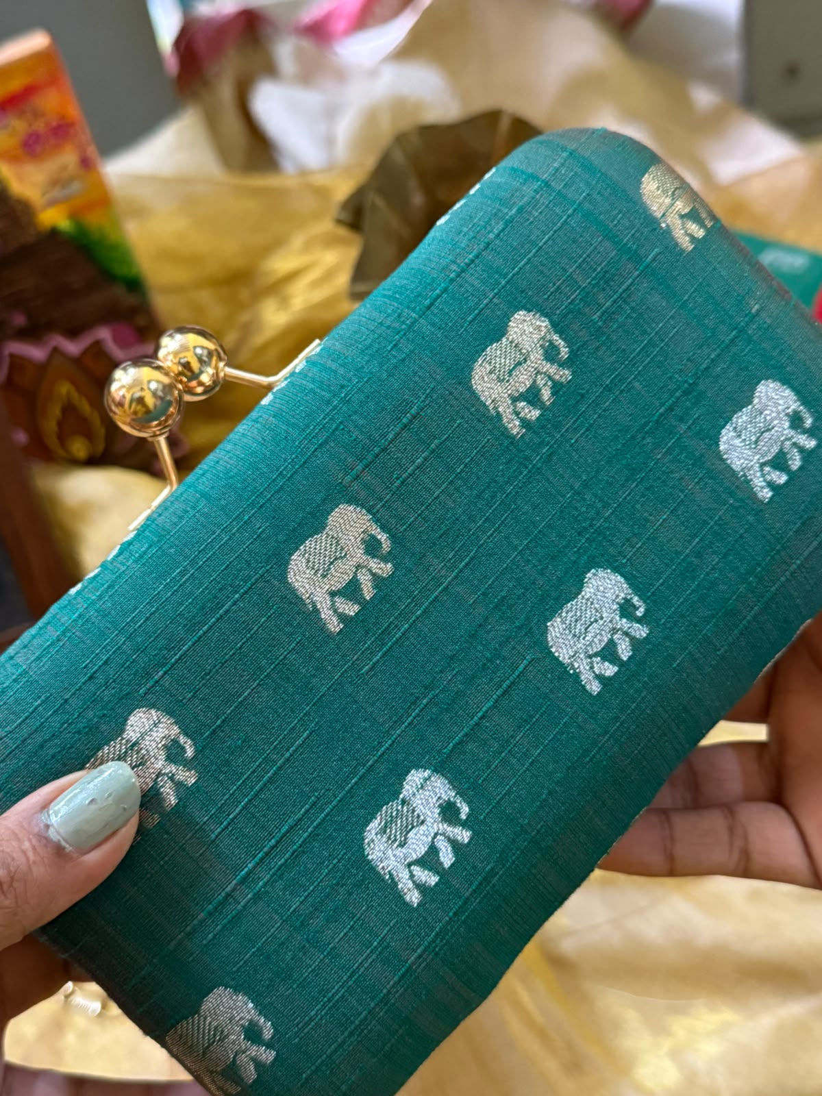 Green elephant🐘