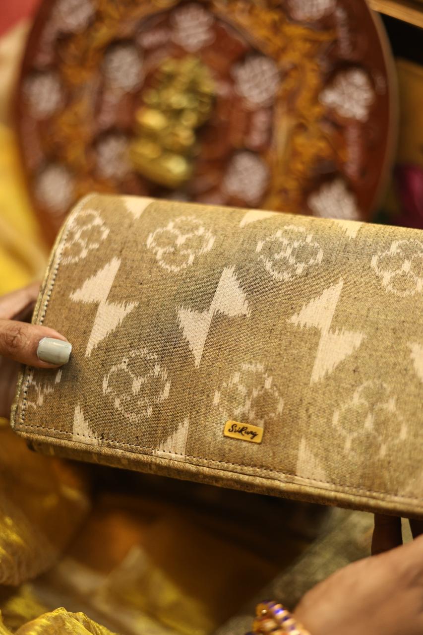 Gold ikkat tissue